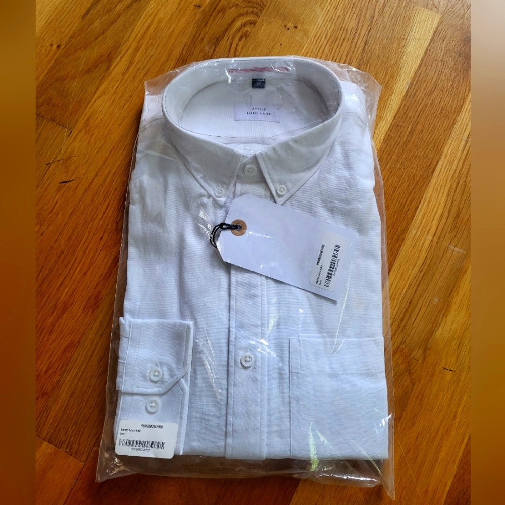 Apolis Men's White Oxford Button Down, size Medium